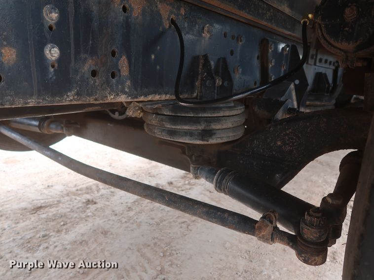 image for item DJ1894 2000 Freightliner FLD120  dump truck