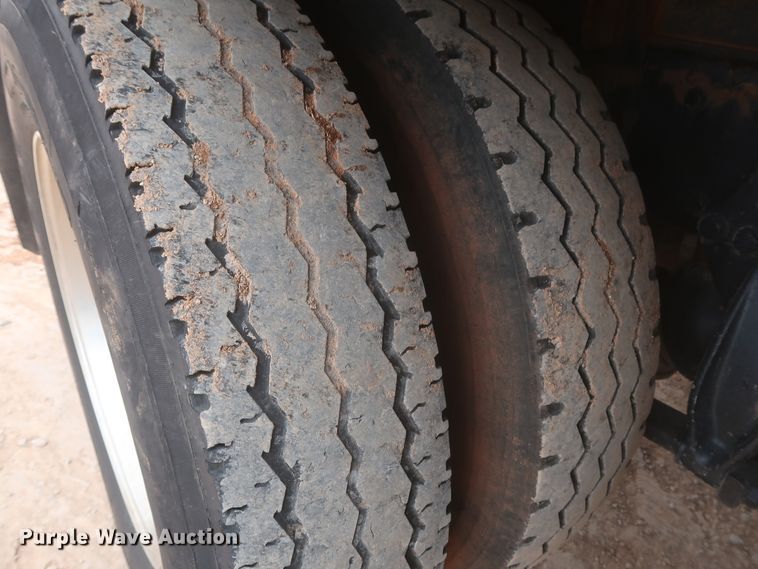 image for item DJ1894 2000 Freightliner FLD120  dump truck