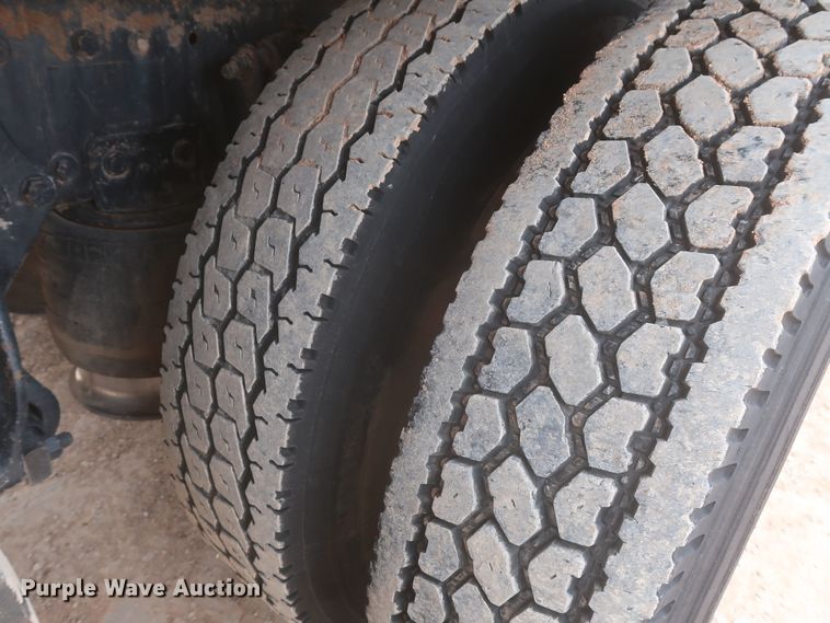 image for item DJ1894 2000 Freightliner FLD120  dump truck