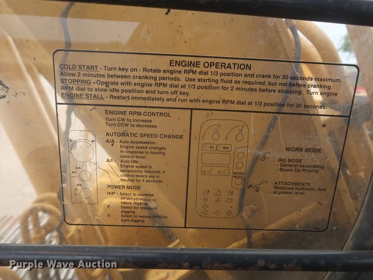 image for item DJ1896 2002 John Deere 200C LC  excavator