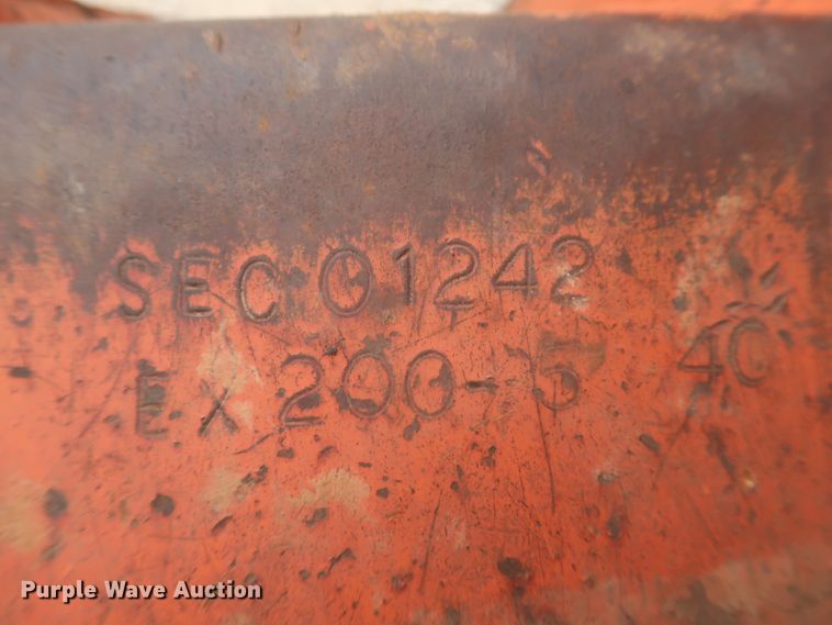 image for item DJ1896 2002 John Deere 200C LC  excavator