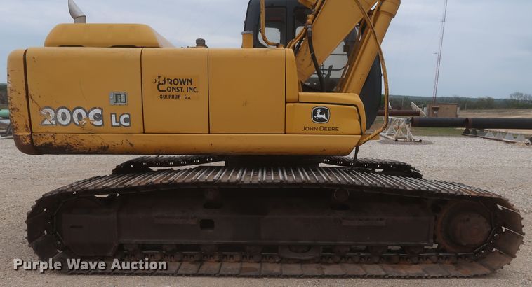image for item DJ1896 2002 John Deere 200C LC  excavator