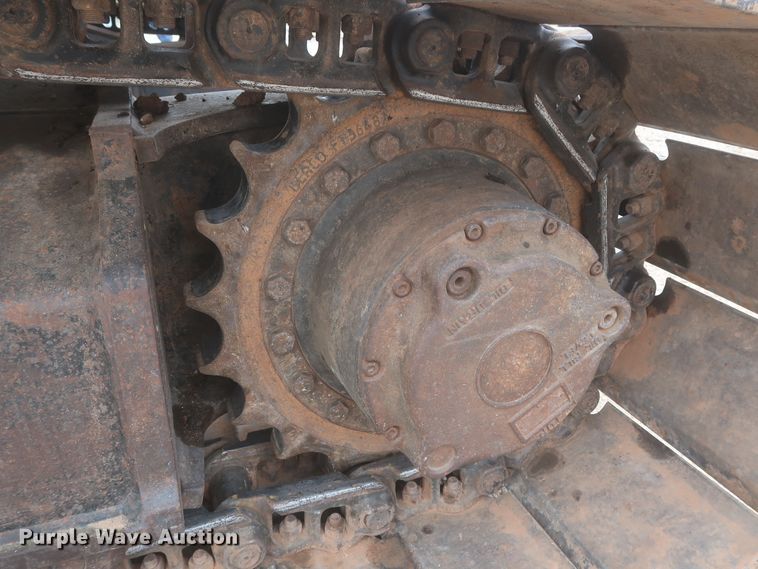 image for item DJ1896 2002 John Deere 200C LC  excavator