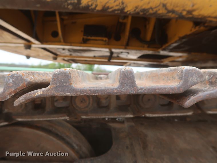 image for item DJ1896 2002 John Deere 200C LC  excavator