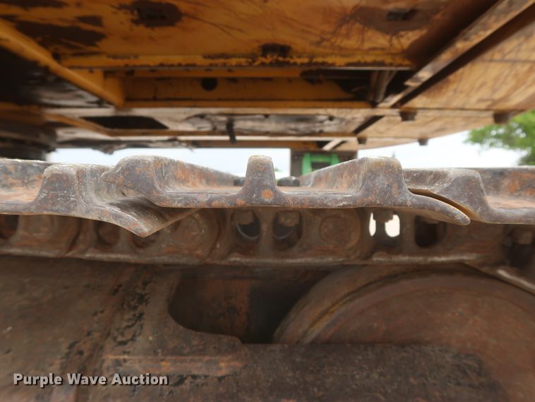 image for item DJ1896 2002 John Deere 200C LC  excavator