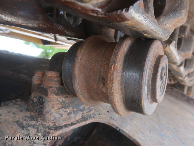 image for item DJ1896 2002 John Deere 200C LC  excavator