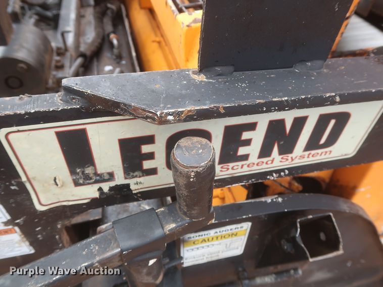 image for item DJ1903 2006 LeeBoy L8510T  paver