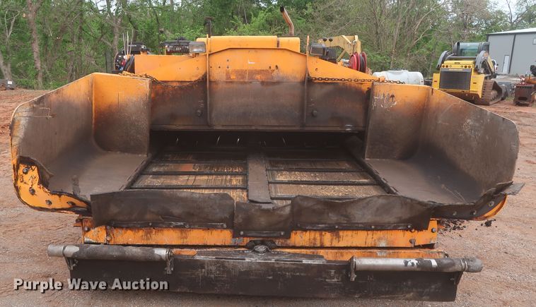 image for item DJ1903 2006 LeeBoy L8510T  paver