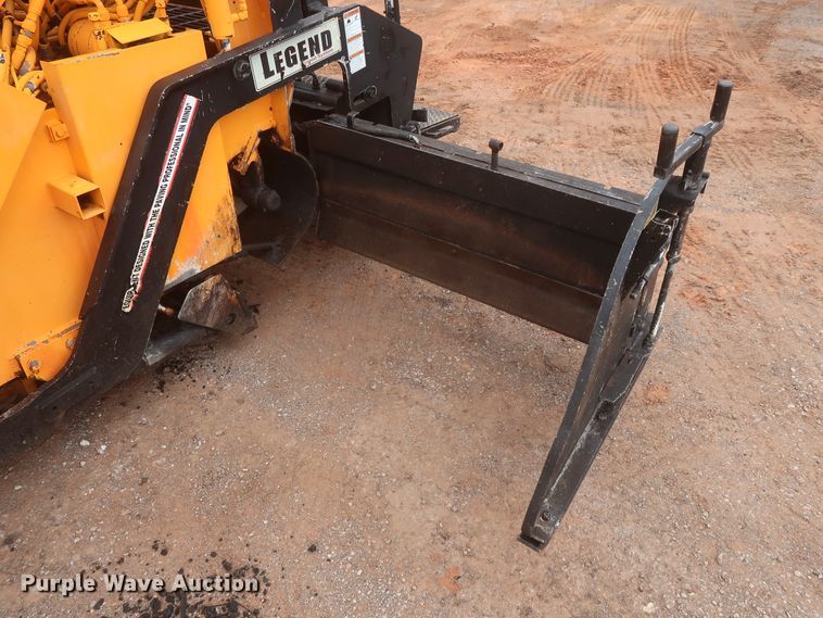 image for item DJ1903 2006 LeeBoy L8510T  paver