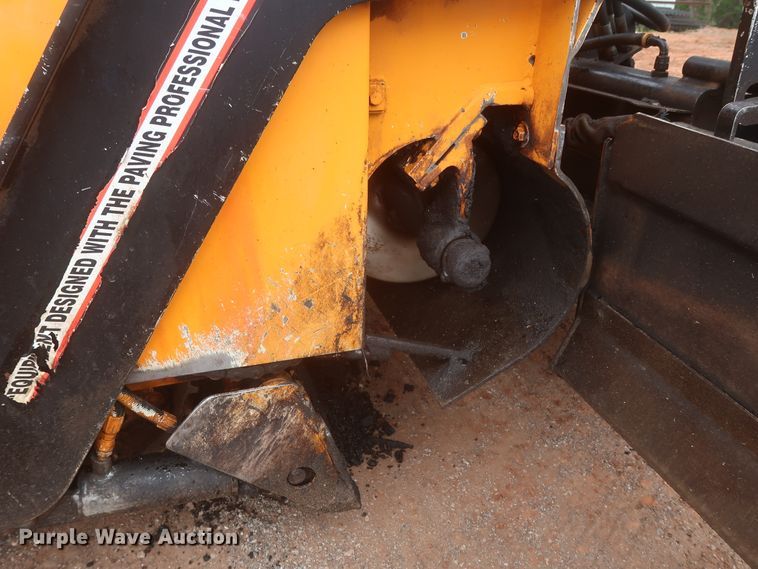 image for item DJ1903 2006 LeeBoy L8510T  paver