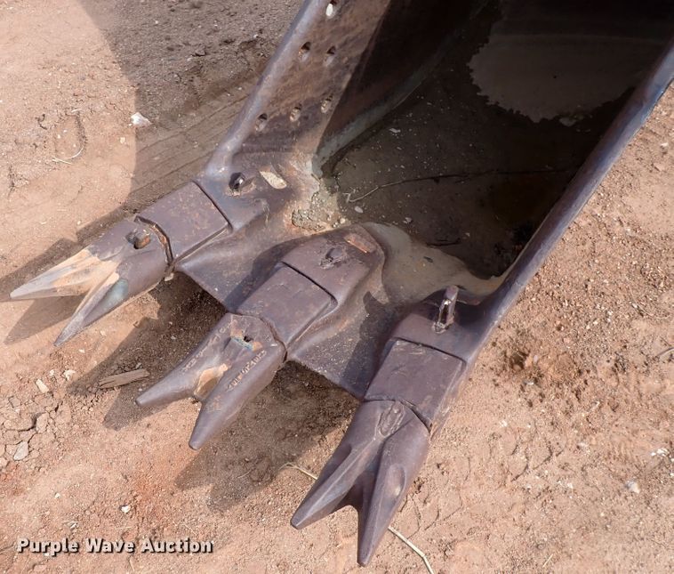 image for item DJ5527 Esco  24"W excavator bucket