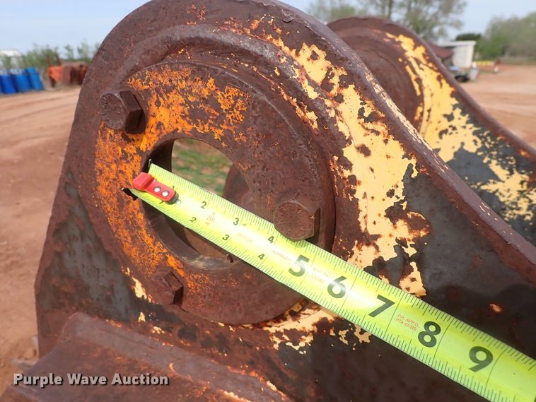 image for item DJ5527 Esco  24"W excavator bucket