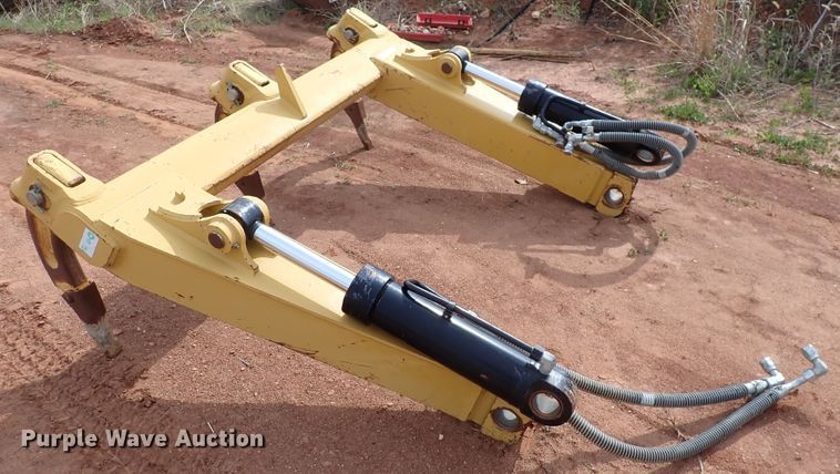 image for item DJ5528 Caterpillar 963D  ripper