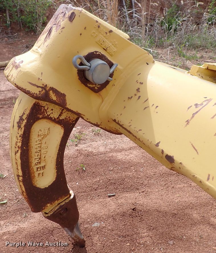 image for item DJ5528 Caterpillar 963D  ripper