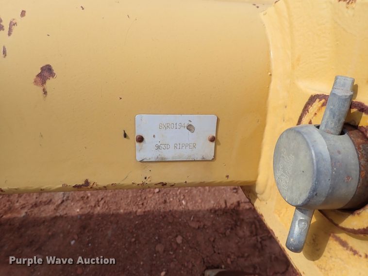 image for item DJ5528 Caterpillar 963D  ripper