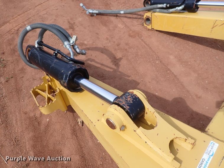 image for item DJ5528 Caterpillar 963D  ripper