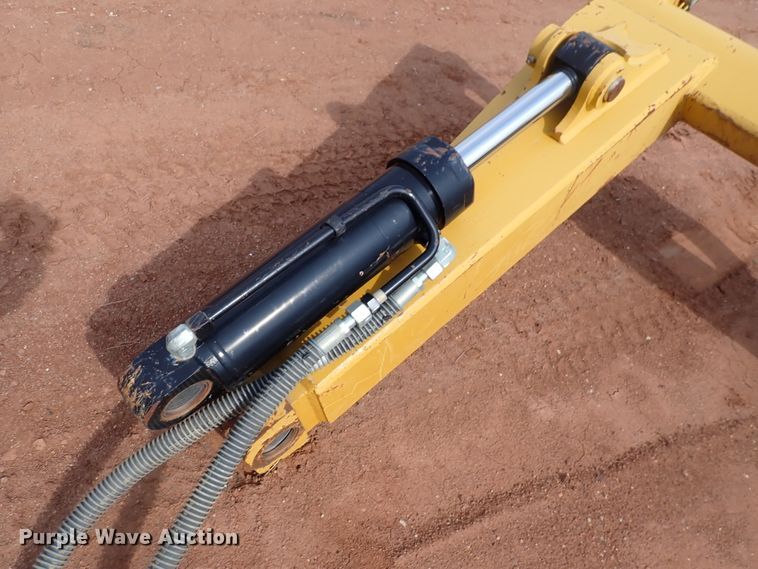 image for item DJ5528 Caterpillar 963D  ripper