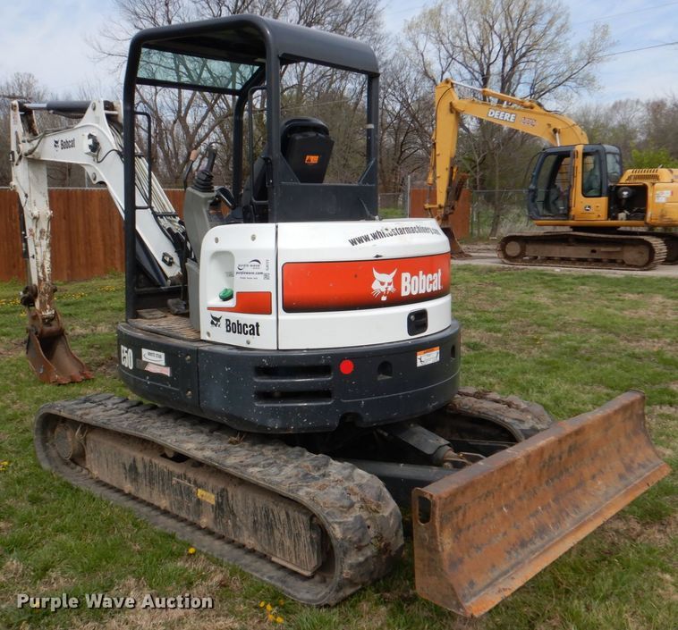 image for item DJ8723 2017 Bobcat E50  mini excavator