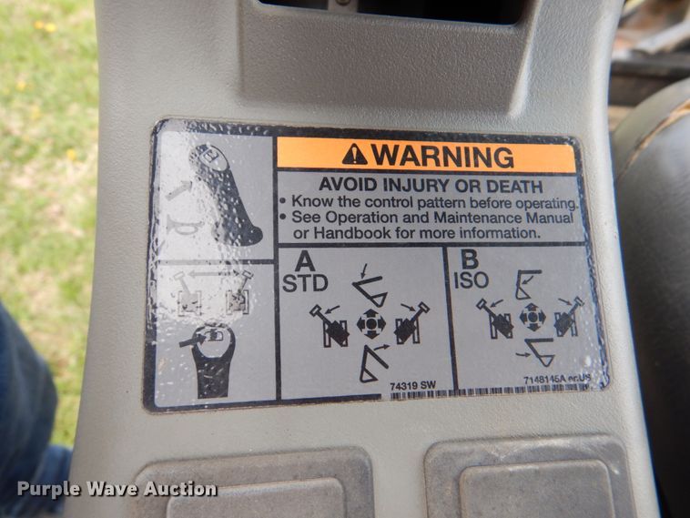 image for item DJ8723 2017 Bobcat E50  mini excavator