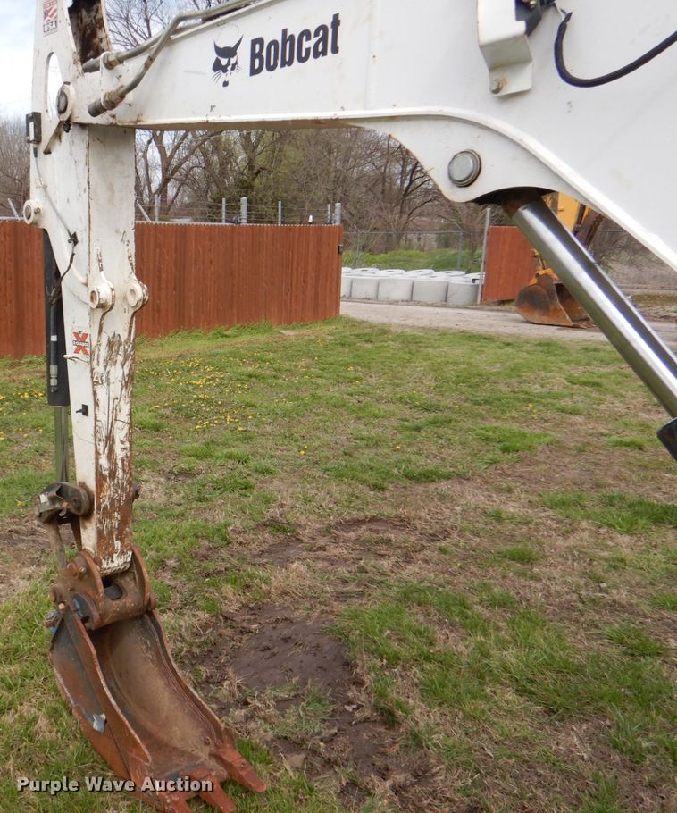 image for item DJ8723 2017 Bobcat E50  mini excavator