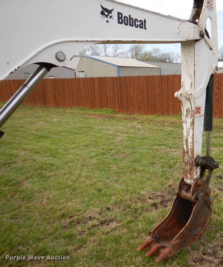 image for item DJ8723 2017 Bobcat E50  mini excavator