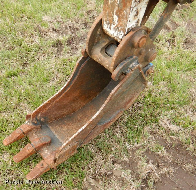 image for item DJ8723 2017 Bobcat E50  mini excavator