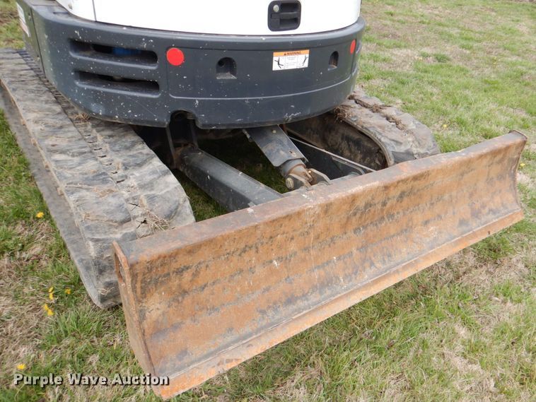 image for item DJ8723 2017 Bobcat E50  mini excavator