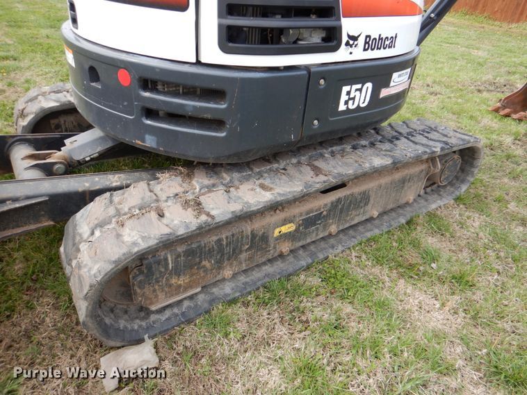 image for item DJ8723 2017 Bobcat E50  mini excavator