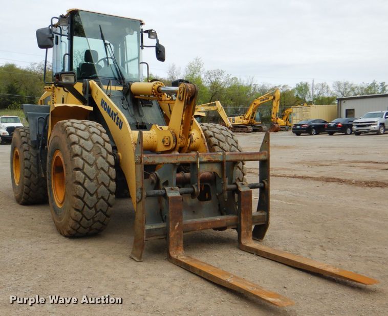 image for item DJ8737 2003 Komatsu WA250-5L  wheel loader