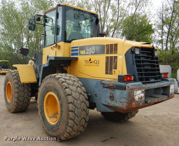 image for item DJ8737 2003 Komatsu WA250-5L  wheel loader