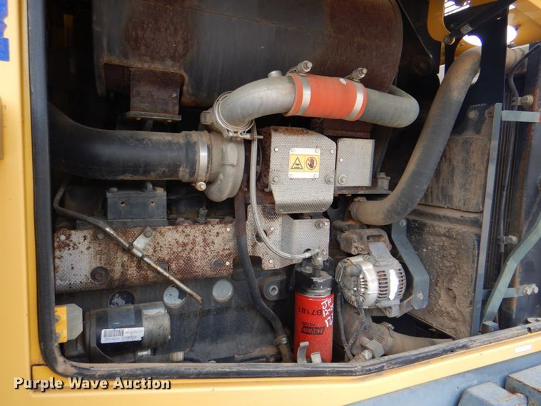 image for item DJ8737 2003 Komatsu WA250-5L  wheel loader