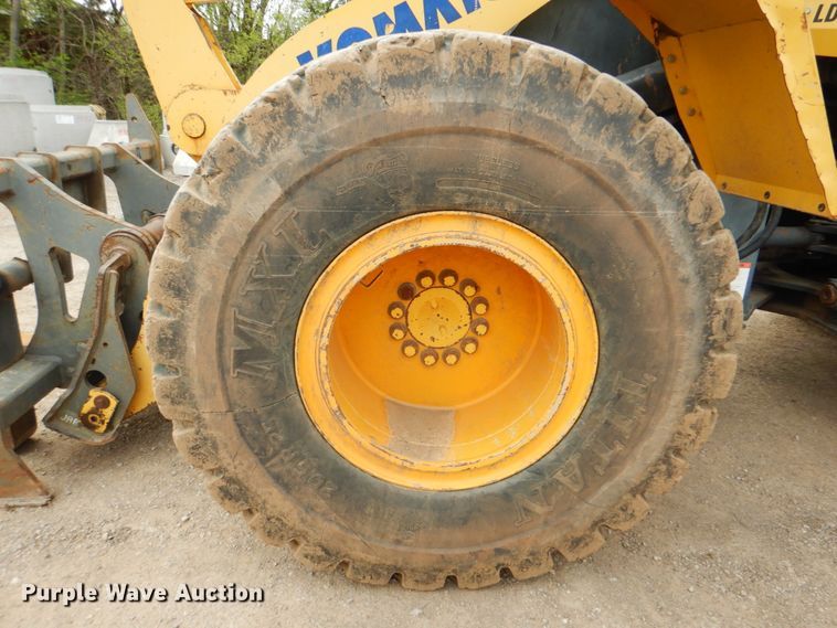 image for item DJ8737 2003 Komatsu WA250-5L  wheel loader