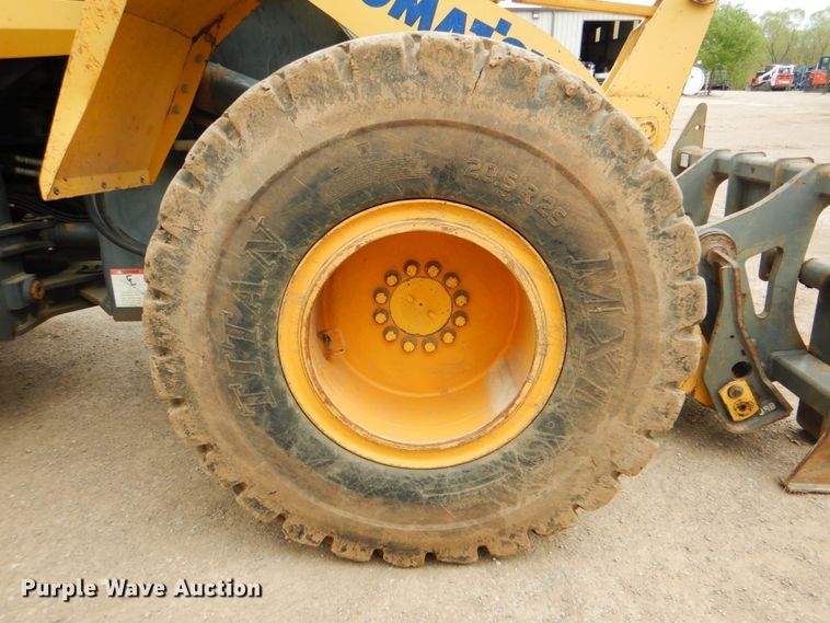 image for item DJ8737 2003 Komatsu WA250-5L  wheel loader