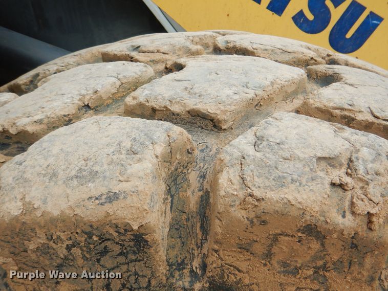 image for item DJ8737 2003 Komatsu WA250-5L  wheel loader