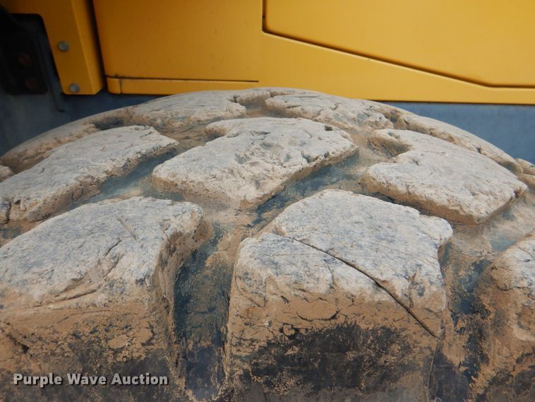 image for item DJ8737 2003 Komatsu WA250-5L  wheel loader