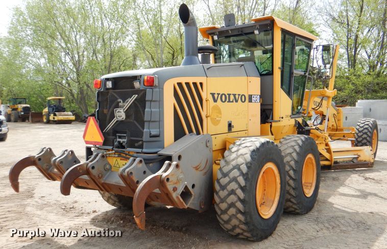image for item DJ8738 2007 Volvo G930  motor grader