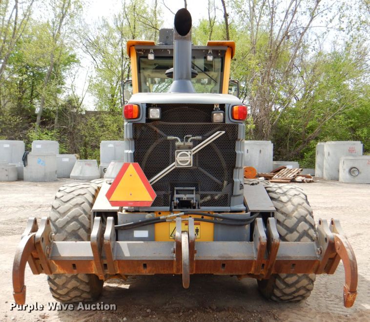 image for item DJ8738 2007 Volvo G930  motor grader