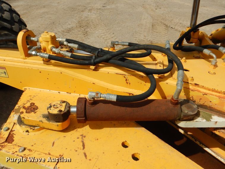 image for item DJ8738 2007 Volvo G930  motor grader