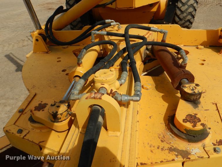 image for item DJ8738 2007 Volvo G930  motor grader