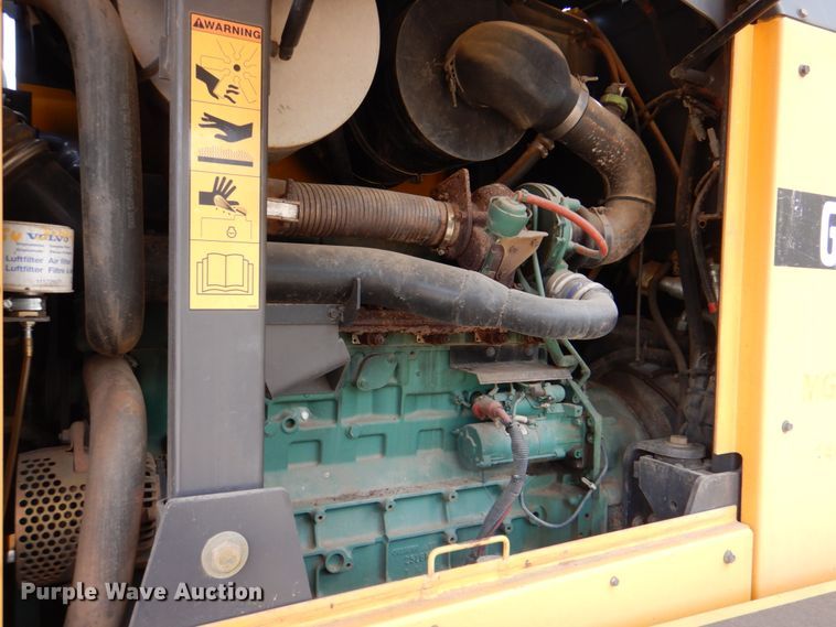 image for item DJ8738 2007 Volvo G930  motor grader