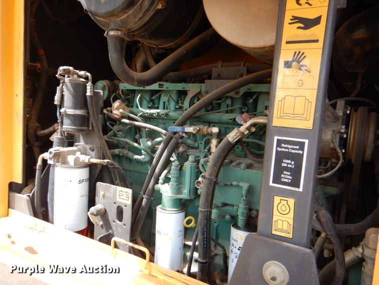 image for item DJ8738 2007 Volvo G930  motor grader