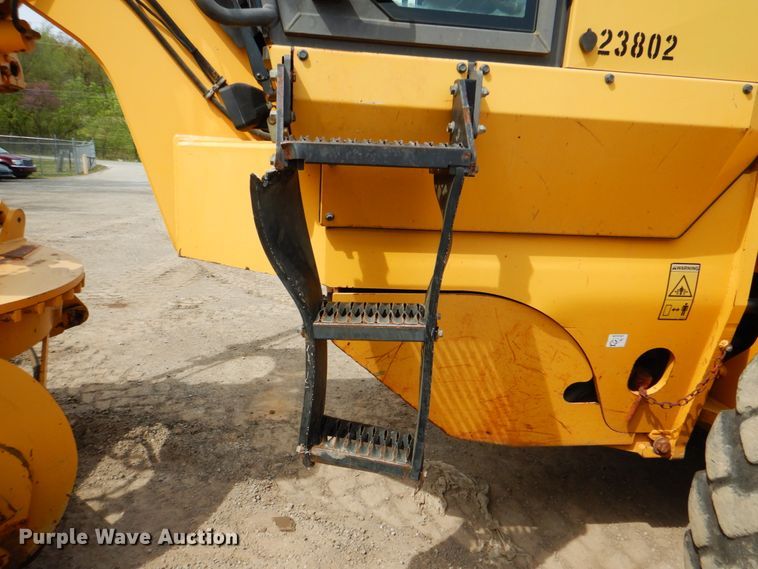 image for item DJ8738 2007 Volvo G930  motor grader