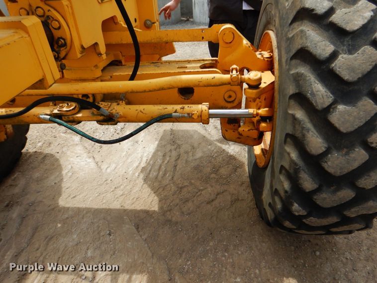 image for item DJ8738 2007 Volvo G930  motor grader