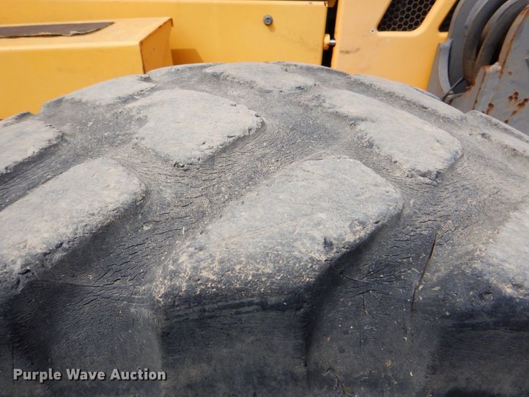 image for item DJ8738 2007 Volvo G930  motor grader