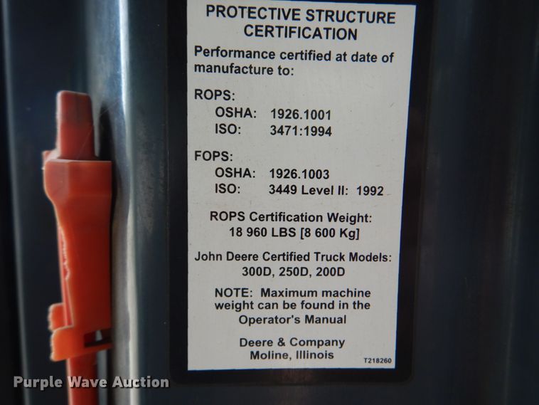 image for item DJ8739 2006 John Deere 250D  haul truck