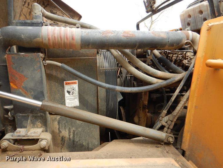 image for item DJ8740 2006 Case 325  haul truck