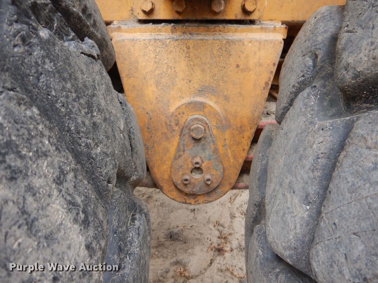 image for item DJ8740 2006 Case 325  haul truck