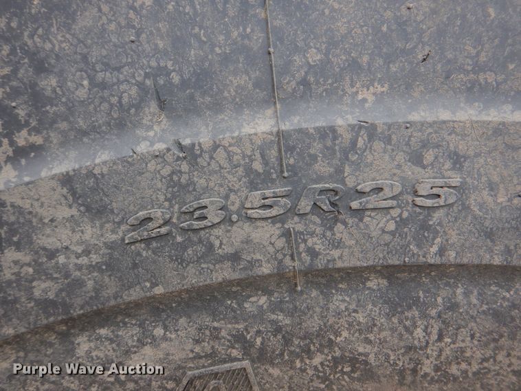 image for item DJ8740 2006 Case 325  haul truck