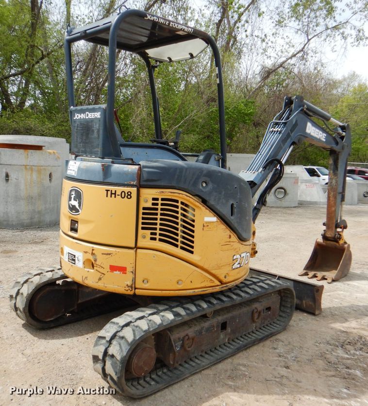 image for item DJ8741 2007 John Deere 27D  mini excavator