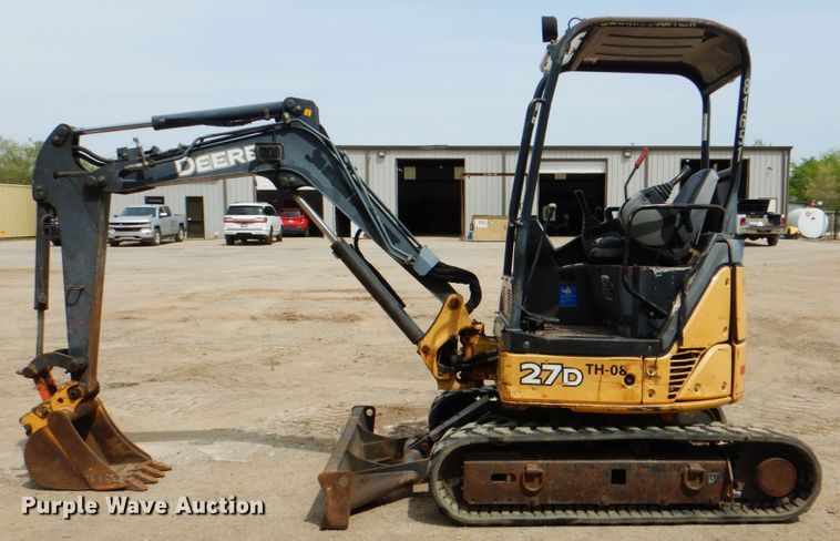 image for item DJ8741 2007 John Deere 27D  mini excavator
